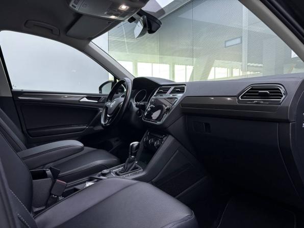 Volkswagen Tiguan II с пробегом 2018 года, цена 2 920 000 рублей, 98701 км, внедорожник, Автокод Объявления