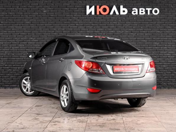 Hyundai Solaris I с пробегом 2014 года, цена 870 000 рублей, 151481 км, седан, Автокод Объявления