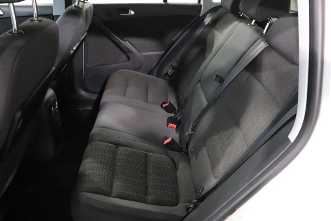 Volkswagen Tiguan I Рестайлинг с пробегом 2012 года, цена 998 000 рублей, 189316 км, внедорожник, Автокод Объявления
