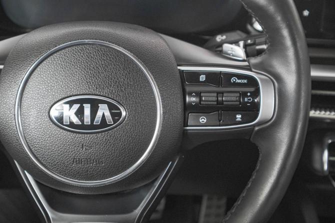 Kia K5 III с пробегом 2021 года, цена 3 079 000 рублей, 69000 км, седан, Автокод Объявления