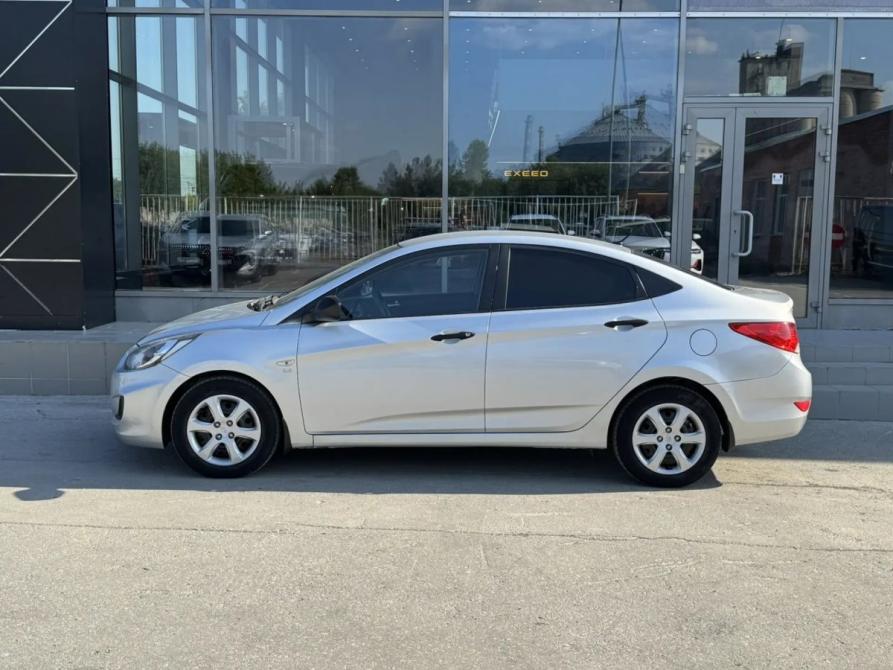 Hyundai Solaris I Новосибирск  - изображение 8