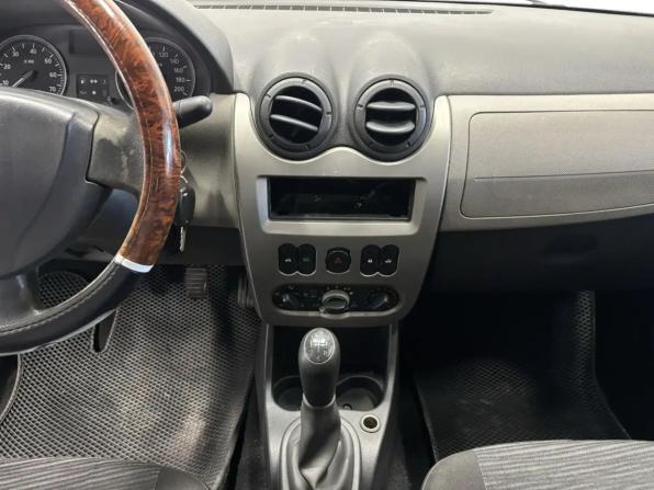 Renault Logan I Рестайлинг с пробегом 2011 года, цена 377 000 рублей, 350000 км, седан, Автокод Объявления