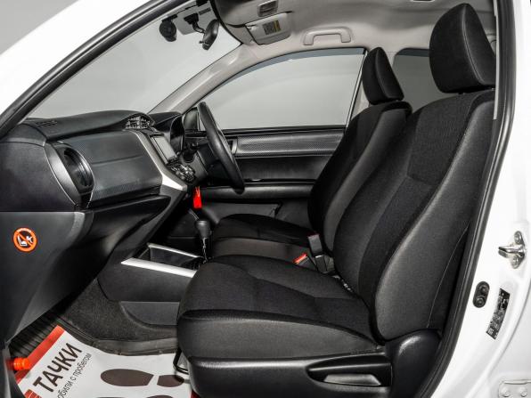 Toyota Corolla XI (E160 E170 E180) с пробегом 2014 года, цена 1 225 000 рублей, 112046 км, универсал, Автокод Объявления
