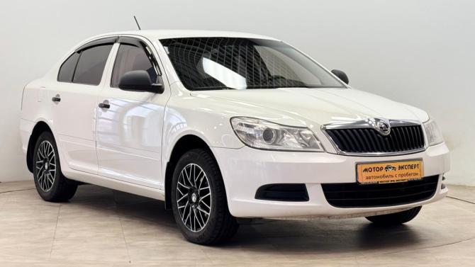 Skoda Octavia II (A5) Рестайлинг с пробегом 2011 года, цена 570 000 рублей, 191582 км, лифтбек, Автокод Объявления