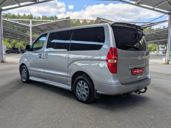 Hyundai Grand Starex I с пробегом 2011 года, цена 1 474 900 рублей, 537800 км, минивэн, Автокод Объявления