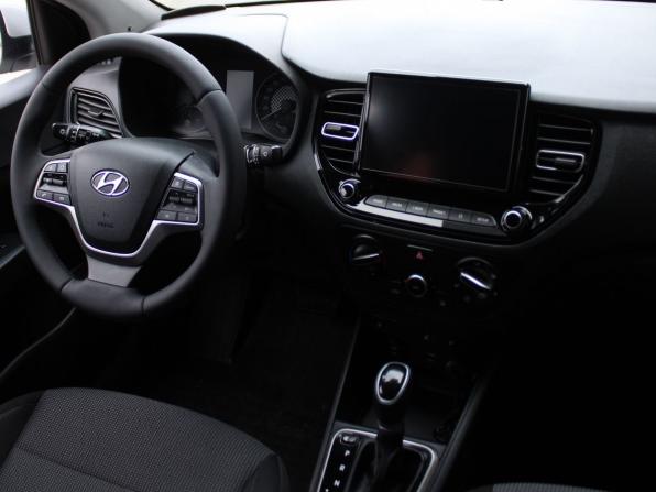 Hyundai Solaris II Рестайлинг с пробегом 2020 года, цена 1 789 000 рублей, 25492 км, седан, Автокод Объявления