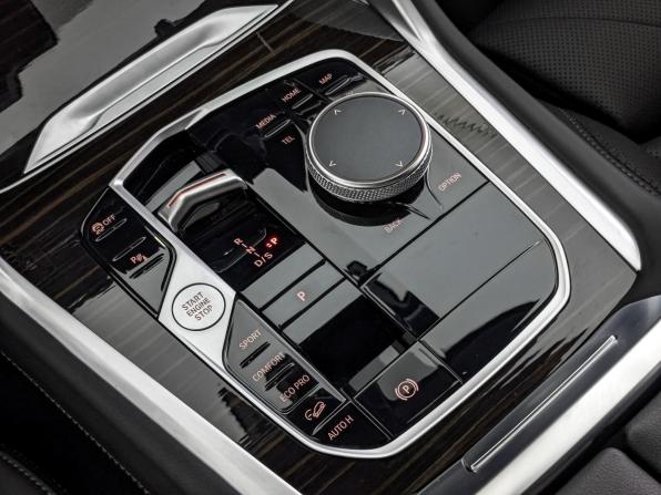 BMW X6 III (G06) Рестайлинг с пробегом 2023 года, цена 12 600 000 рублей, 4025 км, внедорожник, Автокод Объявления