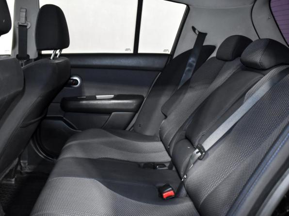 Nissan Tiida I с пробегом 2010 года, цена 499 000 рублей, 252138 км, хэтчбек, Автокод Объявления