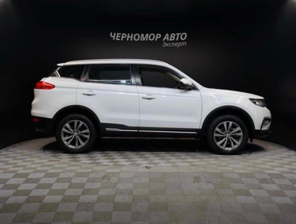 Geely Atlas I с пробегом 2018 года, цена 1 388 000 рублей, 175290 км, внедорожник, Автокод Объявления
