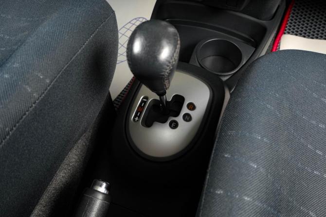 Toyota Yaris II с пробегом 2007 года, цена 649 000 рублей, 74400 км, хэтчбек, Автокод Объявления