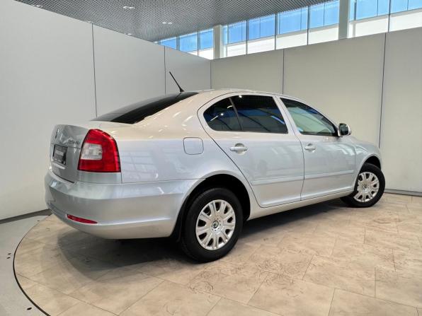 Skoda Octavia II (A5) Рестайлинг с пробегом 2012 года, цена 880 000 рублей, 183208 км, лифтбек, Автокод Объявления