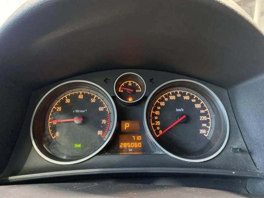 Opel Astra H Рестайлинг Челябинск  - изображение 13