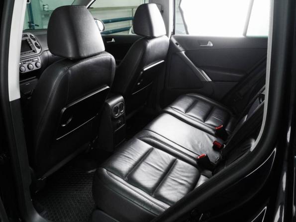 Volkswagen Tiguan I с пробегом 2009 года, цена 1 060 000 рублей, 236203 км, внедорожник, Автокод Объявления