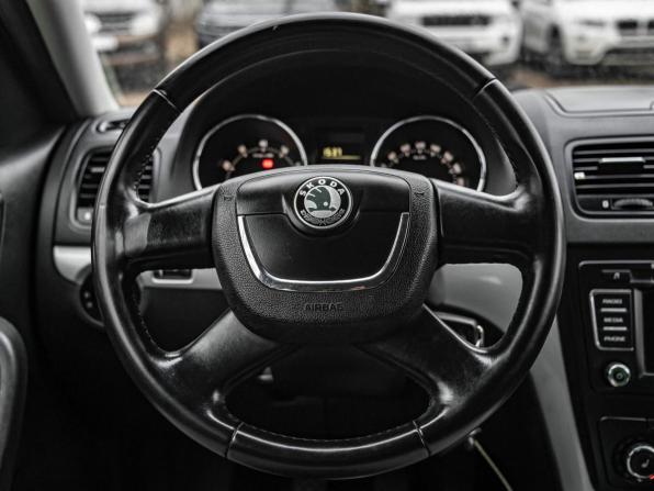 Skoda Yeti I с пробегом 2012 года, цена 660 001 рубль, 266478 км, внедорожник, Автокод Объявления