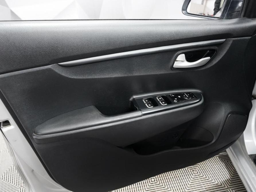 Kia Rio IV Ульяновск  - изображение 8