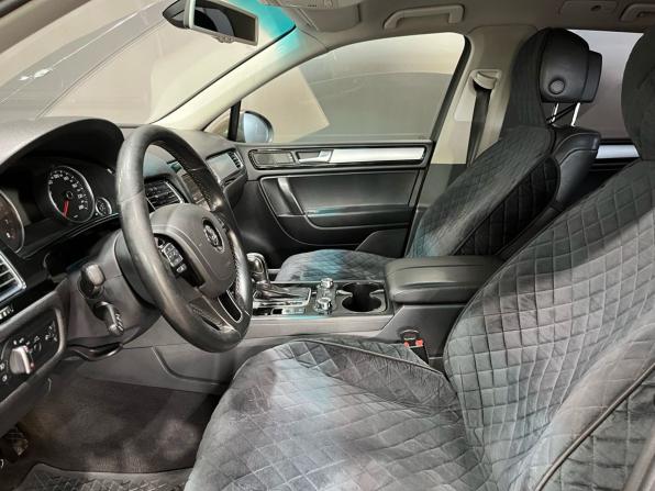 Volkswagen Touareg II с пробегом 2010 года, цена 1 240 000 рублей, 294605 км, внедорожник, Автокод Объявления