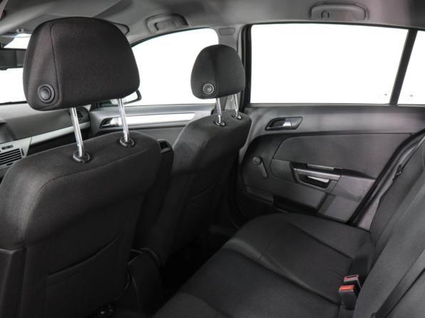 Opel Astra H Рестайлинг с пробегом 2011 года, цена 350 000 рублей, 282028 км, хэтчбек, Автокод Объявления