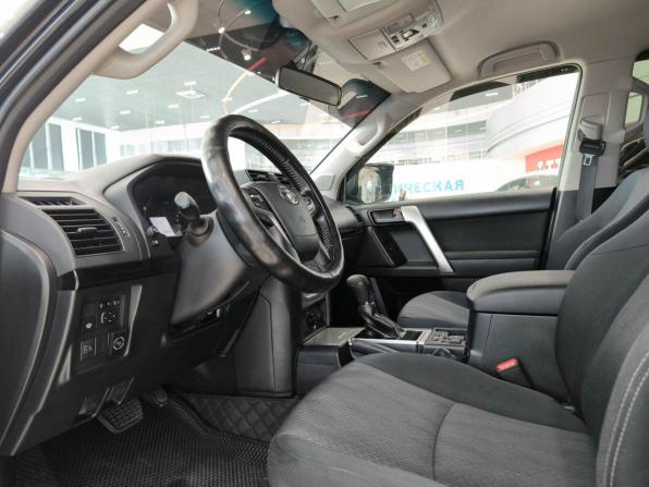 Toyota Land Cruiser Prado 150 Series Рестайлинг 2 с пробегом 2019 года, цена 4 127 000 рублей, 189270 км, внедорожник, Автокод Объявления