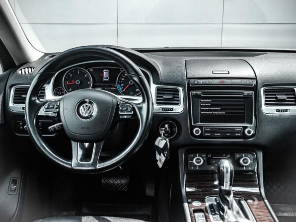 Volkswagen Touareg II Рестайлинг с пробегом 2015 года, цена 3 150 000 рублей, 188986 км, внедорожник, Автокод Объявления