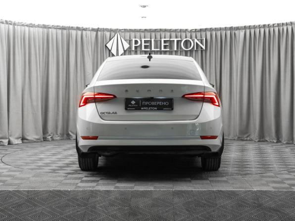 Skoda Octavia IV (A8) с пробегом 2020 года, цена 2 540 000 рублей, 67598 км, лифтбек, Автокод Объявления