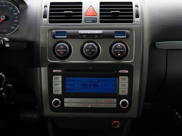 Volkswagen Touran I Рестайлинг с пробегом 2008 года, цена 550 000 рублей, 340482 км, компактвэн, Автокод Объявления