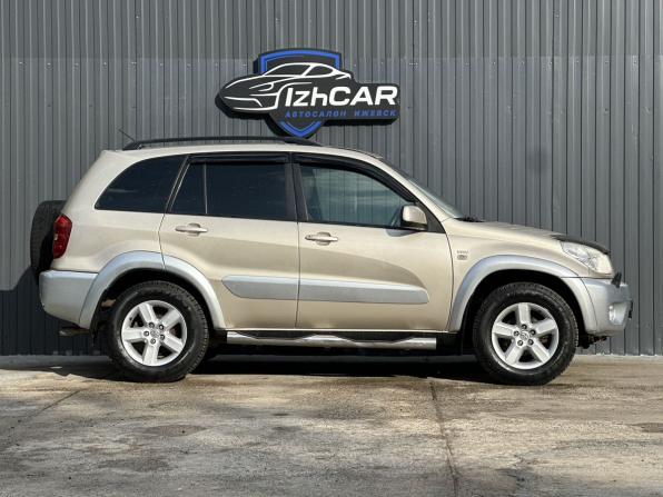 Toyota RAV4 II (XA20) Рестайлинг с пробегом 2005 года, цена 799 000 рублей, 243000 км, внедорожник, Автокод Объявления