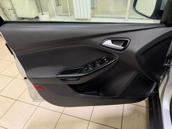 Ford Focus III с пробегом 2014 года, цена 975 000 рублей, 115000 км, седан, Автокод Объявления