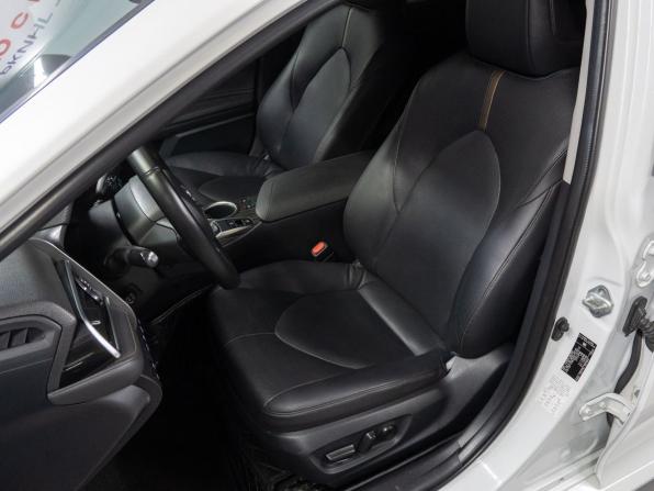 Toyota Camry VIII (XV70) с пробегом 2019 года, цена 3 199 000 рублей, 61548 км, седан, Автокод Объявления