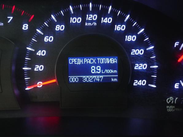 Toyota Camry VI (XV40) Рестайлинг с пробегом 2010 года, цена 1 050 000 рублей, 302740 км, седан, Автокод Объявления