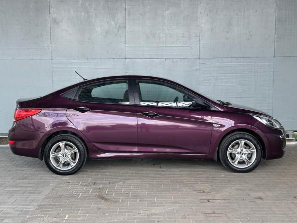 Hyundai Solaris I с пробегом 2012 года, цена 880 000 рублей, 91731 км, седан, Автокод Объявления