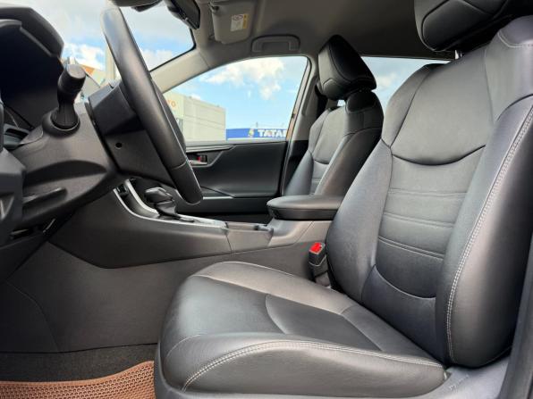 Toyota RAV4 V (XA50) с пробегом 2021 года, цена 3 330 000 рублей, 102000 км, внедорожник, Автокод Объявления