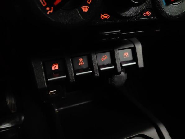 Suzuki Jimny IV с пробегом 2020 года, цена 2 090 000 рублей, 150831 км, внедорожник, Автокод Объявления