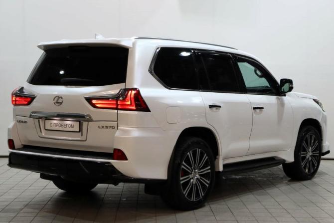 Lexus LX III Рестайлинг 2 с пробегом 2019 года, цена 8 990 000 рублей, 224142 км, внедорожник, Автокод Объявления