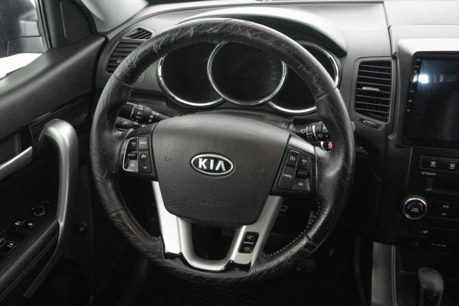 Kia Sorento II с пробегом 2011 года, цена 1 529 000 рублей, 330024 км, внедорожник, Автокод Объявления