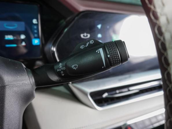 Geely Monjaro I с пробегом 2023 года, цена 3 199 000 рублей, 40207 км, внедорожник, Автокод Объявления