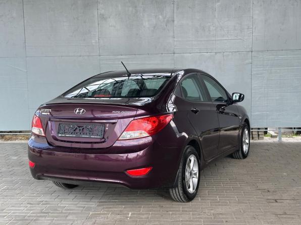 Hyundai Solaris I с пробегом 2012 года, цена 880 000 рублей, 91731 км, седан, Автокод Объявления