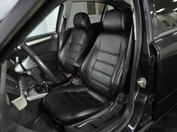 Opel Astra H Рестайлинг с пробегом 2007 года, цена 400 000 рублей, 243000 км, седан, Автокод Объявления