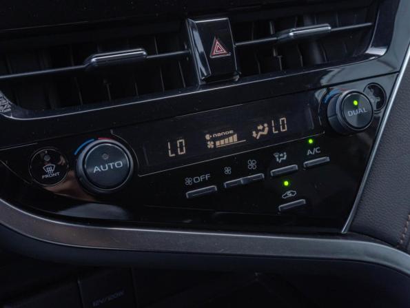 Toyota Camry VIII (XV70) Рестайлинг с пробегом 2021 года, цена 2 995 000 рублей, 38123 км, седан, Автокод Объявления