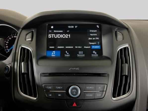 Ford Focus III Рестайлинг с пробегом 2018 года, цена 950 000 рублей, 141254 км, хэтчбек, Автокод Объявления