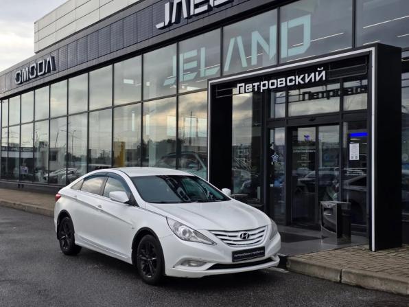 Hyundai Sonata VI (YF) с пробегом 2011 года, цена 715 000 рублей, 253990 км, седан, Автокод Объявления