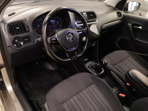 Volkswagen Polo V Рестайлинг с пробегом 2016 года, цена 1 079 440 рублей, 103576 км, седан, Автокод Объявления
