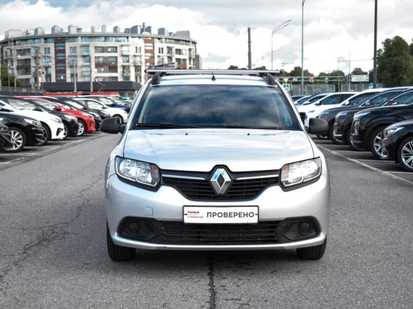 Renault Logan II с пробегом 2017 года, цена 649 000 рублей, 123402 км, седан, Автокод Объявления