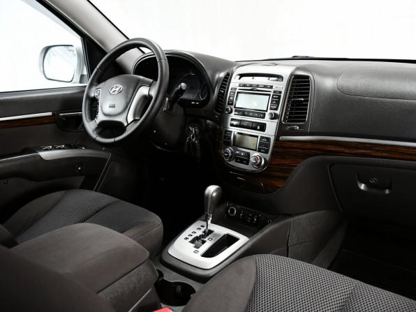 Hyundai Santa Fe II Рестайлинг с пробегом 2010 года, цена 1 195 000 рублей, 217000 км, внедорожник, Автокод Объявления