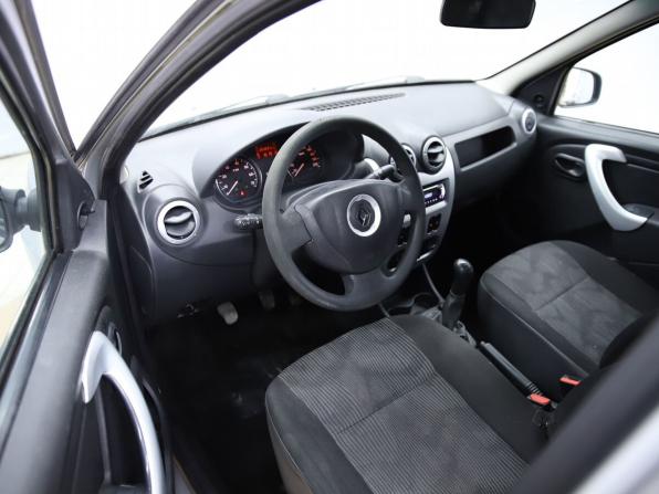 Renault Logan I Рестайлинг с пробегом 2013 года, цена 430 000 рублей, 253631 км, седан, Автокод Объявления