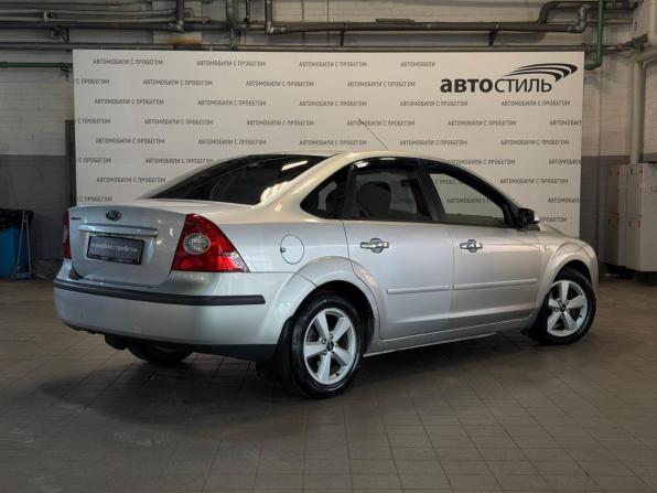 Ford Focus II с пробегом 2005 года, цена 379 000 рублей, 260000 км, седан, Автокод Объявления