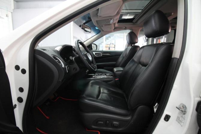 Nissan Pathfinder IV с пробегом 2015 года, цена 1 900 000 рублей, 162090 км, внедорожник, Автокод Объявления