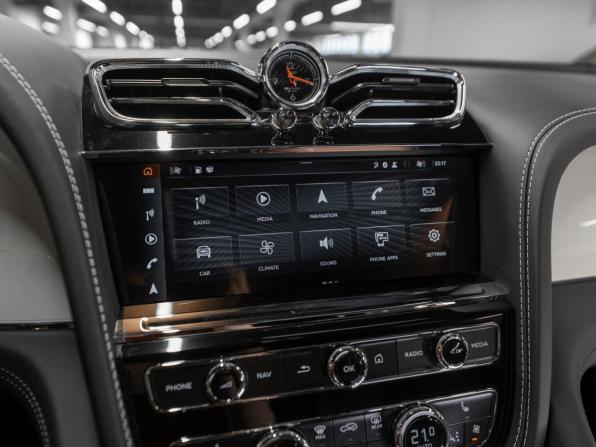 Bentley Bentayga I Рестайлинг с пробегом 2024 года, цена 25 750 000 рублей, 18342 км, внедорожник, Автокод Объявления