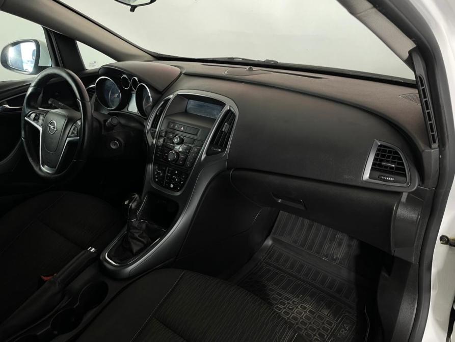 Opel Astra J Рестайлинг Воронеж  - изображение 10