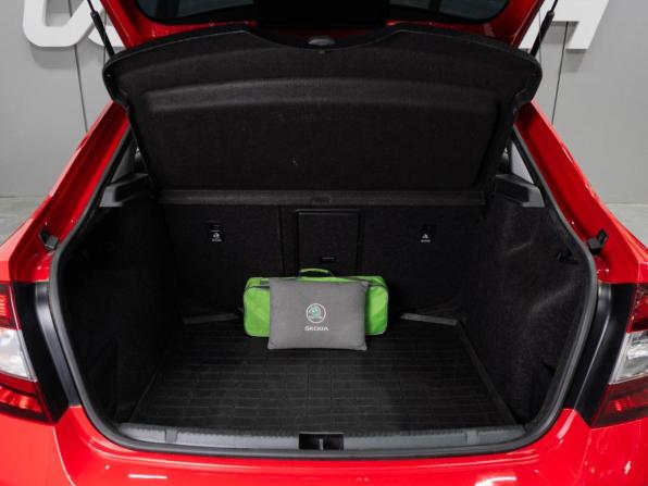 Skoda Rapid I Рестайлинг с пробегом 2019 года, цена 1 520 000 рублей, 108596 км, лифтбек, Автокод Объявления