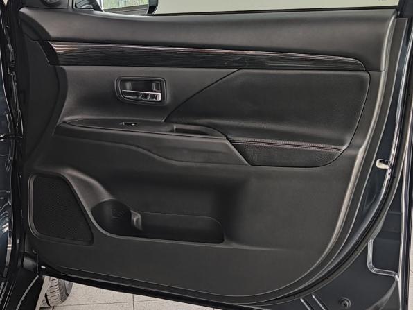 Mitsubishi Outlander III Рестайлинг 3 с пробегом 2018 года, цена 2 650 000 рублей, 182760 км, внедорожник, Автокод Объявления